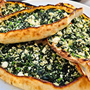 Pide mit Spinat-Käse