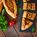 Pide mit Lammfleisch